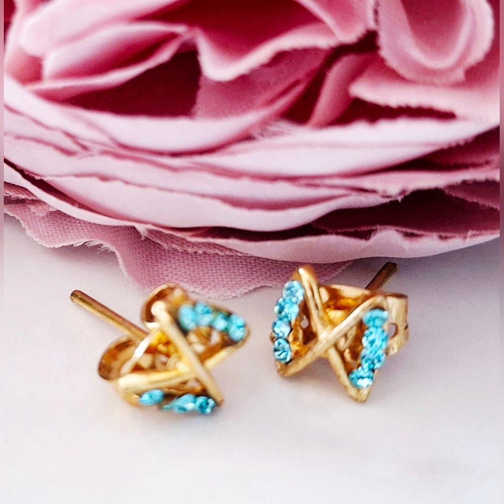 Vintage 80s Teal Rhinestone Gold Stud Earrings